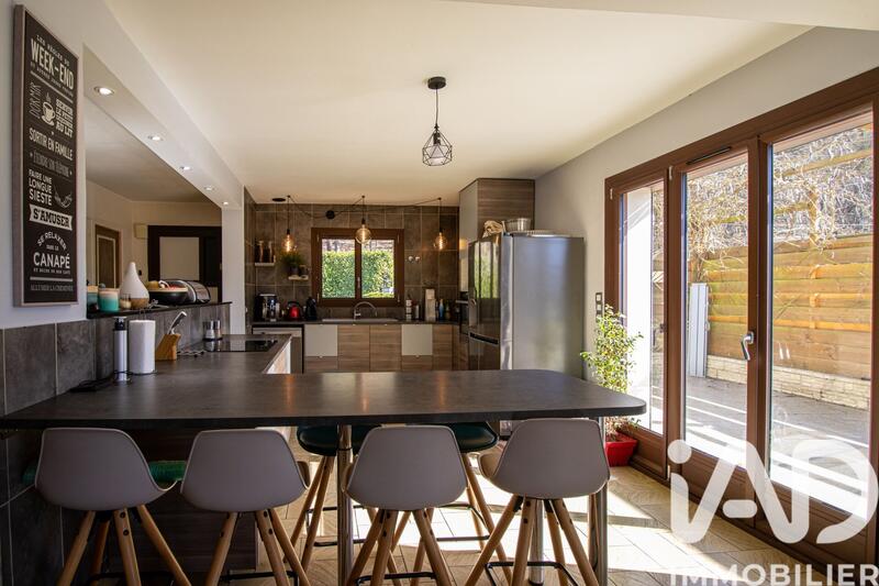 Maison - 125 m² - 5 pièces