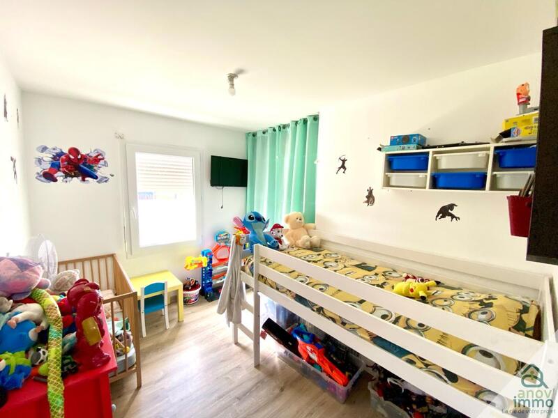 Pavillon - 96 m² - 5 pièces