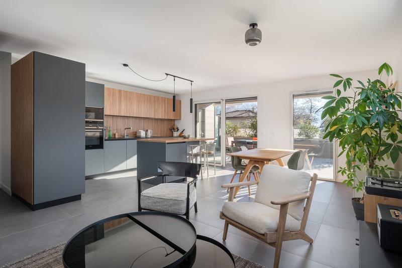 Appartement - 94 m² - 4 pièces