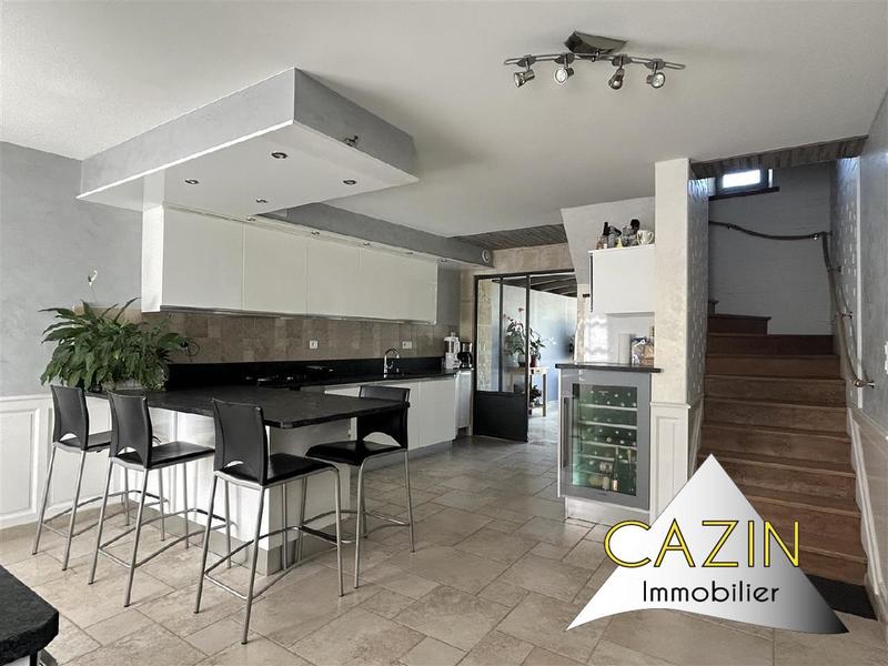 Maison - 172 m² - 7 pièces