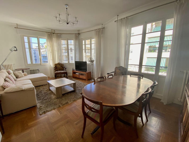 Appartement - 81 m² - 3 pièces