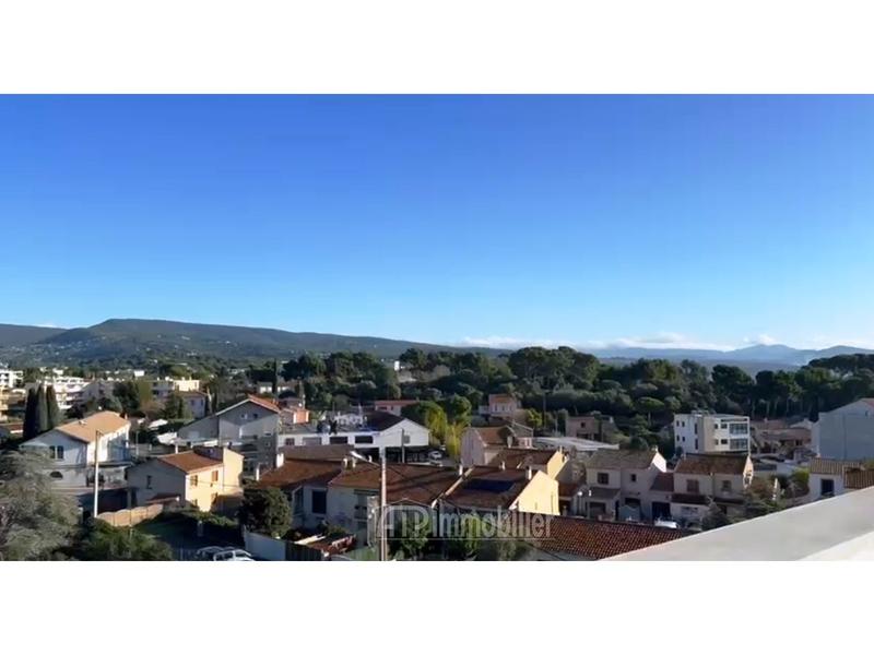 Appartement - 75 m² - 4 pièces