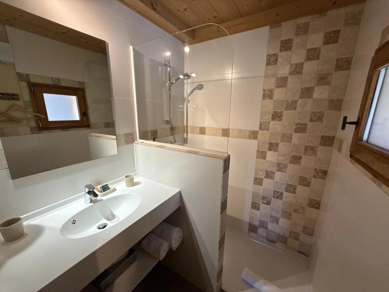 Châlet - 432 m² - 9 pièces