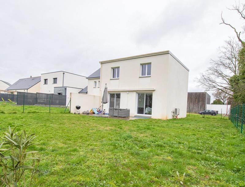 Maison - 94 m² - 4 pièces