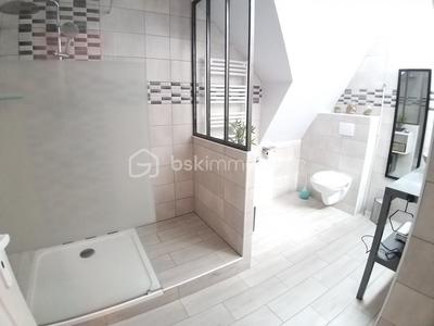 Propriété - 425 m² - 16 pièces