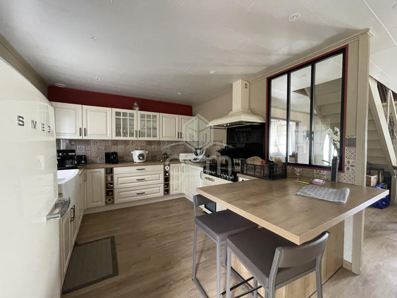 Maison - 120 m² - 7 pièces