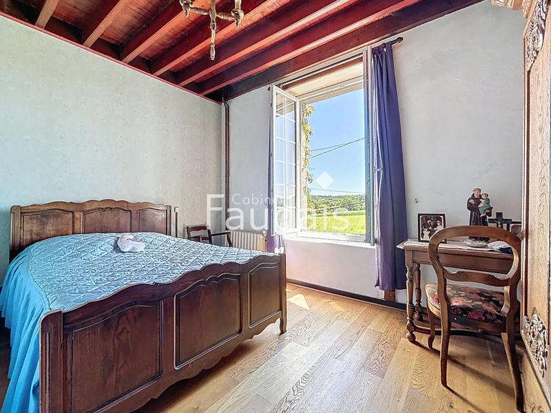 Maison - 167 m² - 7 pièces