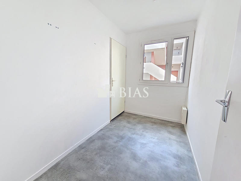 Appartement - 87 m² - 4 pièces
