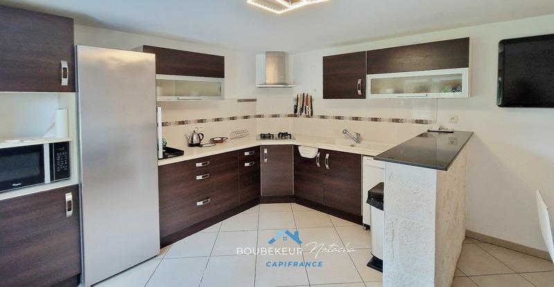 Maison - 252 m² - 8 pièces