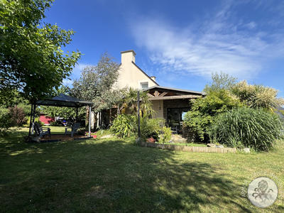 Maison - 105 m² - 5 pièces