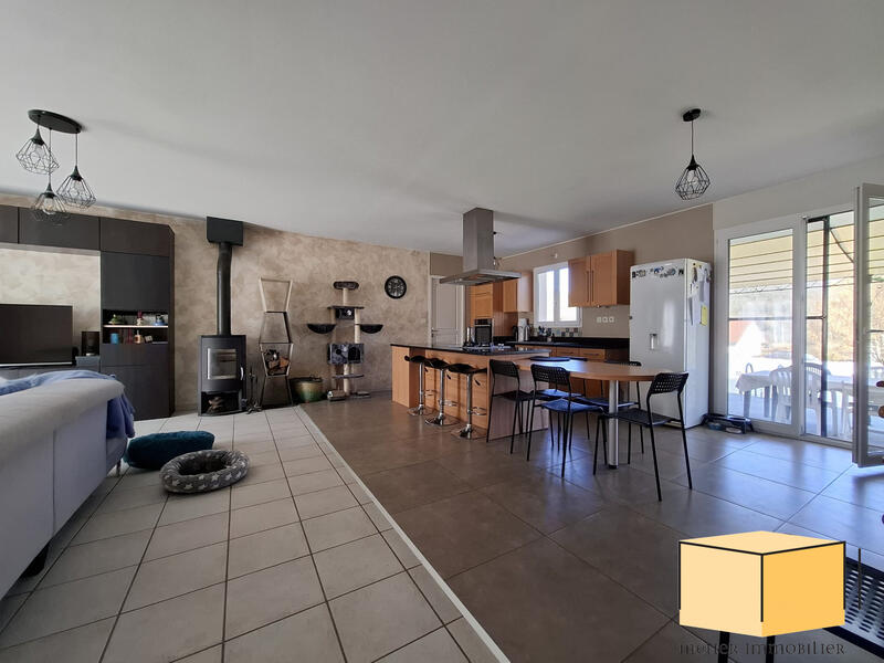 Villa - 107 m² - 4 pièces