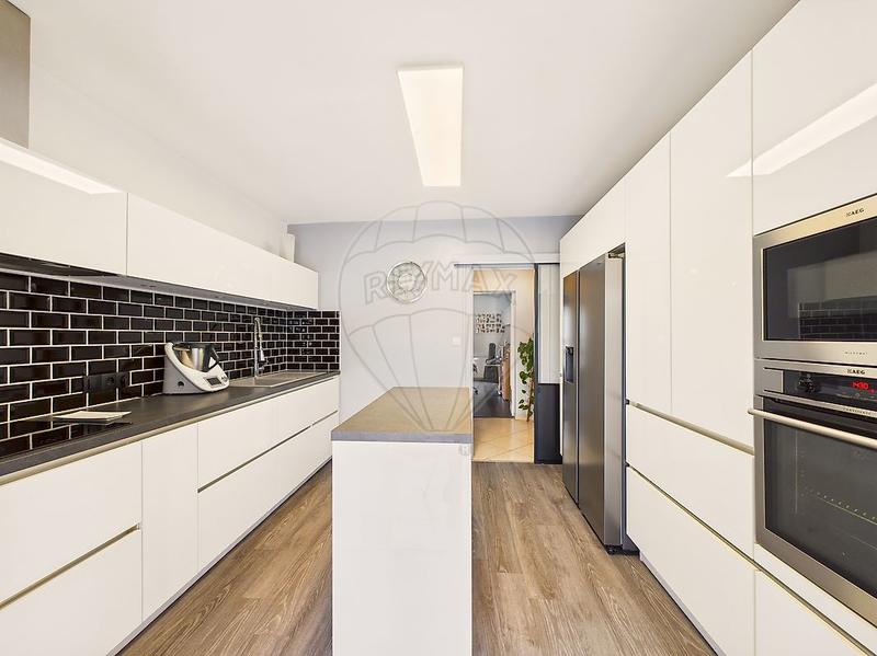 Maison - 165 m² - 5 pièces