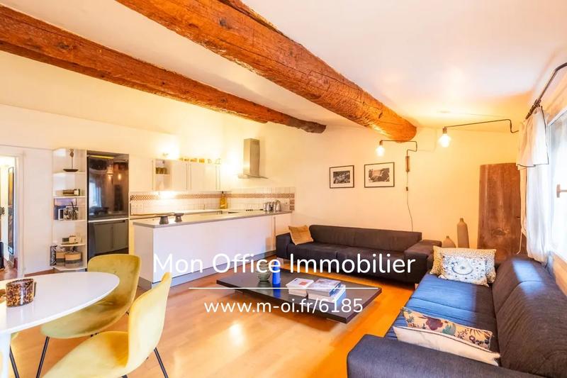 Appartement - 70 m² - 3 pièces