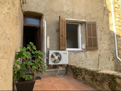 Maison de village - 95 m² - 7 pièces