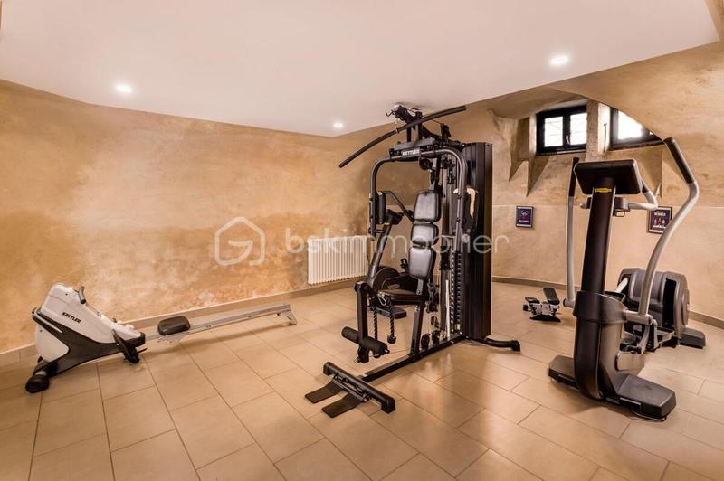 Studio - 48 m² - 1 pièce