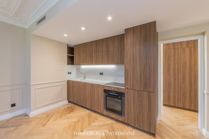 Immeuble - 55 m² - 2 pièces