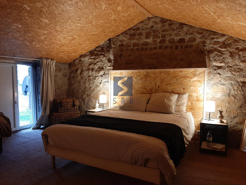 Maison - 71 m² - 6 pièces