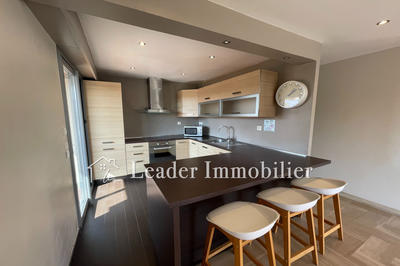 Appartement - 82 m² - 3 pièces