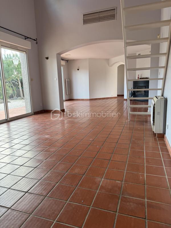 Maison - 138 m² - 5 pièces