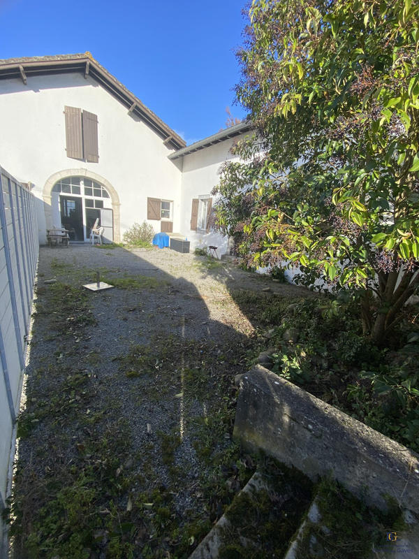 Appartement - 105 m² - 4 pièces