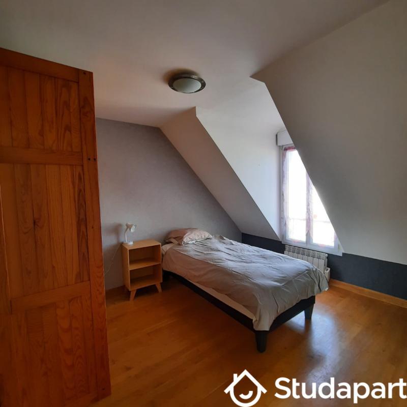 Chambre - 15 m² - 1 pièce