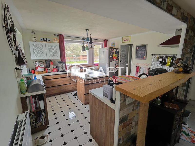 Maison - 102 m² - 4 pièces