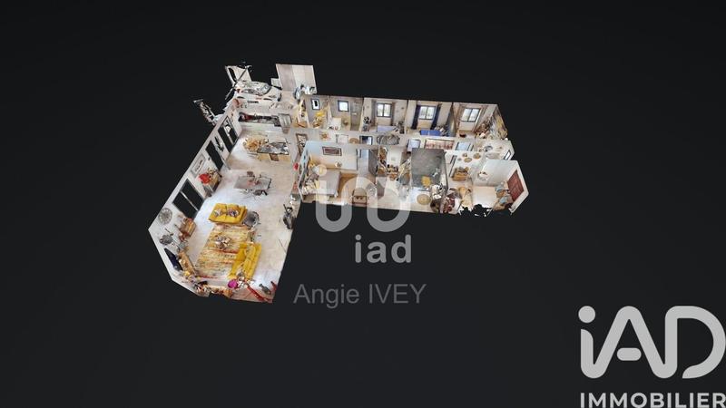 Maison - 200 m² - 7 pièces