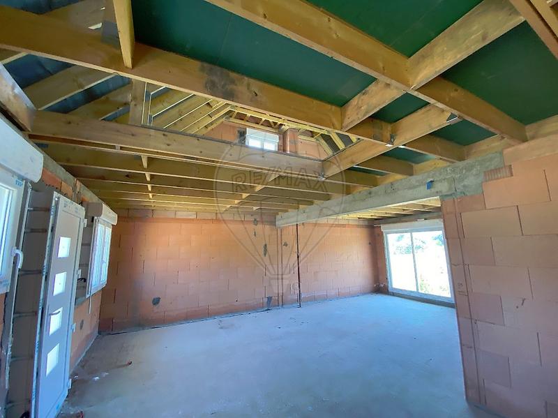 Maison - 99 m² - 6 pièces