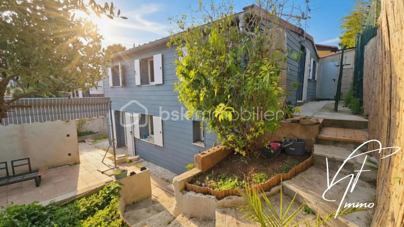 Maison - 102 m² - 5 pièces