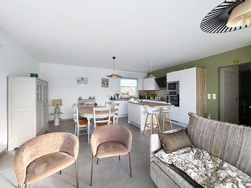 Appartement - 80 m² - 3 pièces