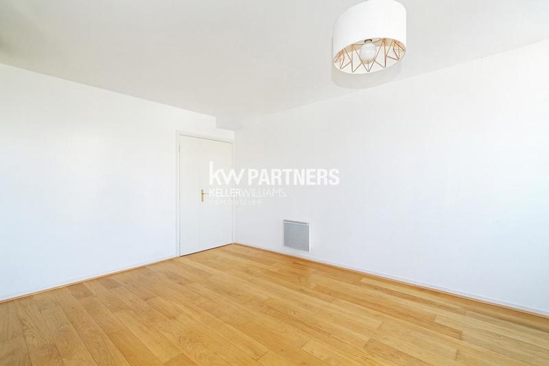 Appartement - 84 m² - 4 pièces