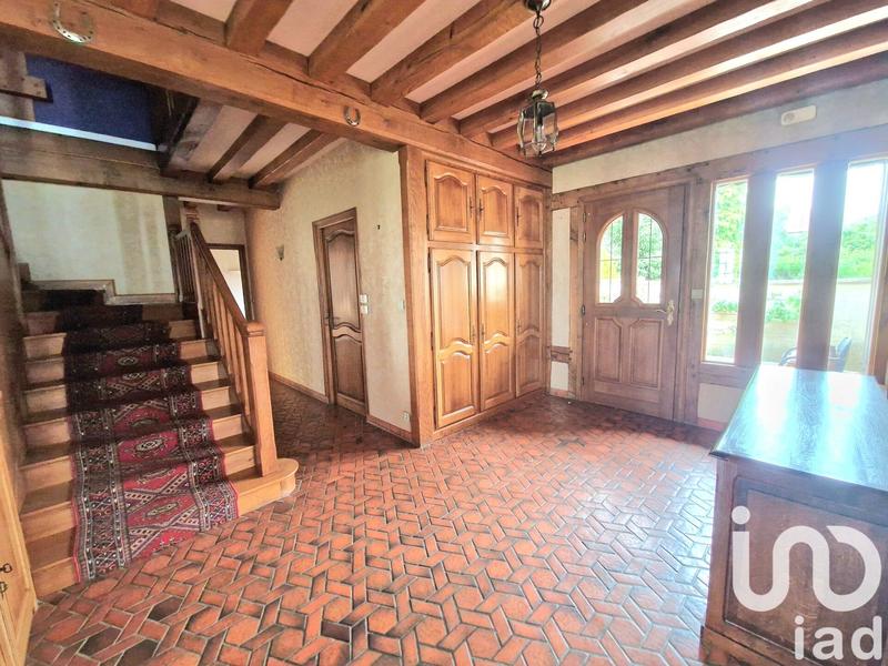 Maison - 242 m² - 9 pièces