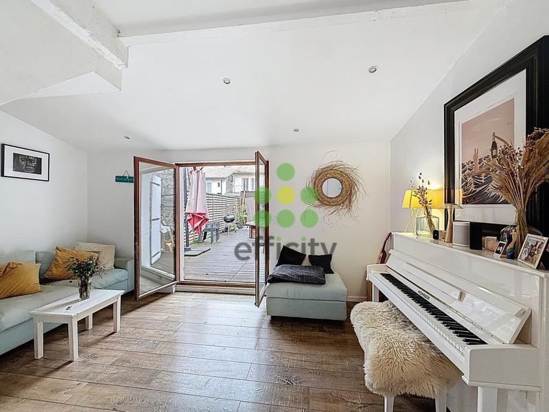 Maison - 90 m² - 4 pièces