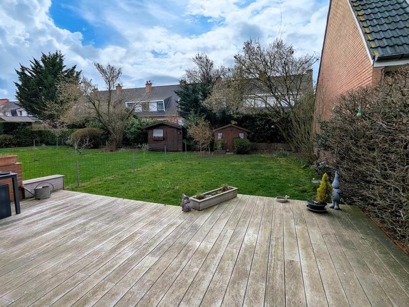 Maison - 94 m² - 5 pièces