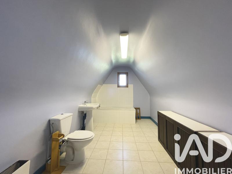 Maison - 181 m² - 8 pièces