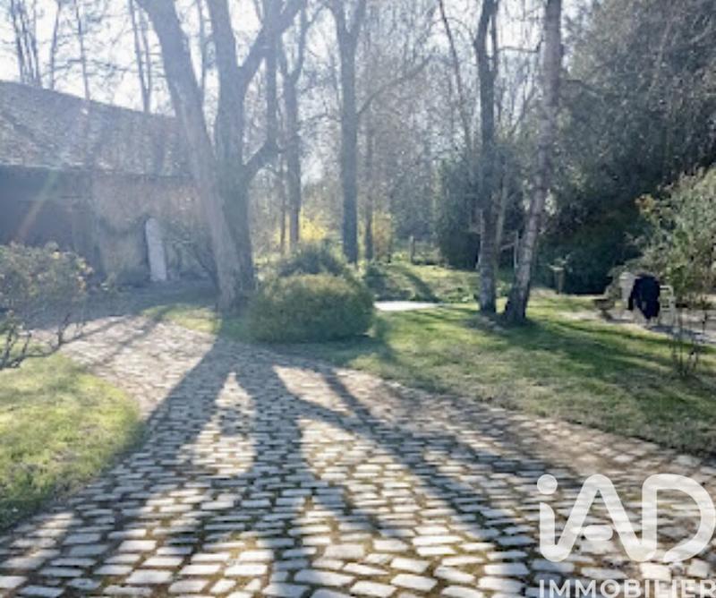 Maison - 320 m² - 9 pièces