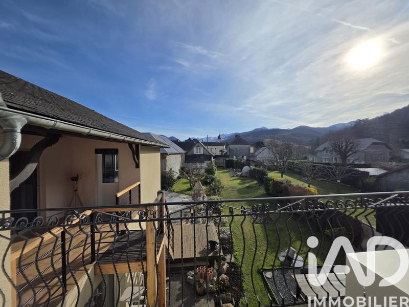 Maison - 212 m² - 5 pièces