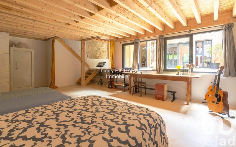 Maison de maîtres - 211 m² - 6 pièces