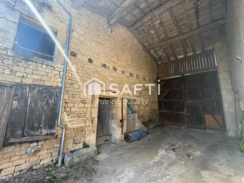 Maison - 256 m² - 6 pièces