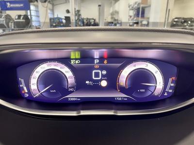 Peugeot 3008 II (2) 1.5 Bluehdi 130 Eat8 - 27 900