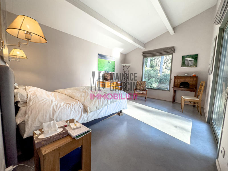 Maison - 186 m² - 5 pièces