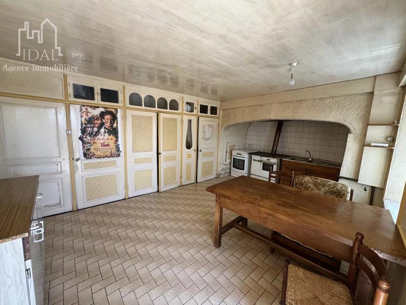 Maison - 139 m² - 6 pièces