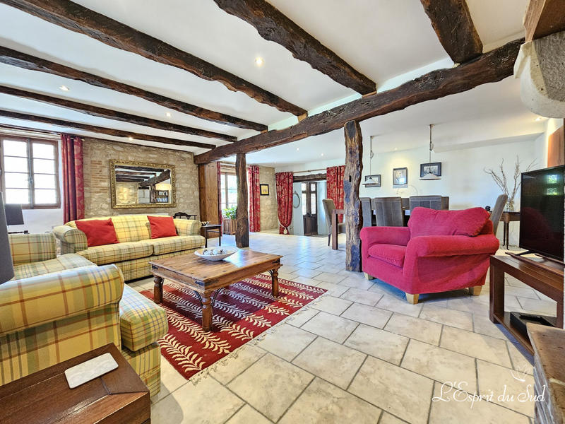 Bastide - 480 m² - 13 pièces