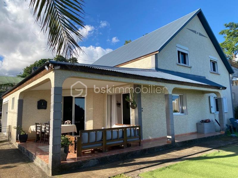 Maison - 165 m² - 7 pièces