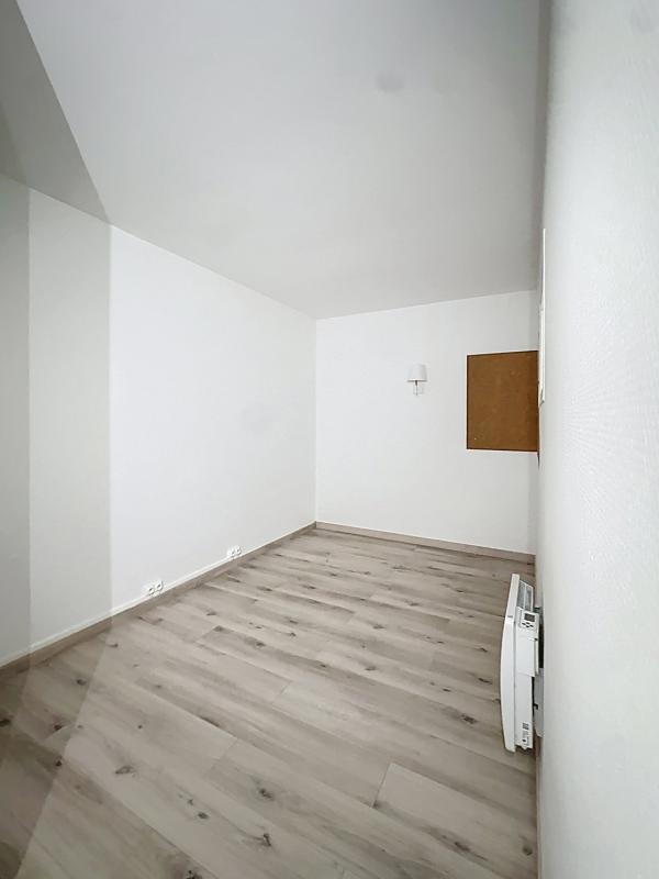 Local commercial - 43 m² - 3 pièces