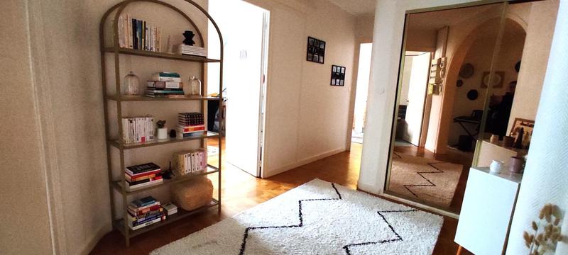 Appartement - 102 m² - 4 pièces