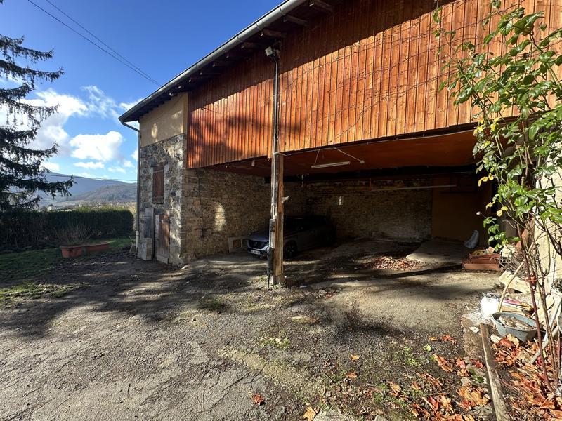 Maison - 195 m² - 12 pièces