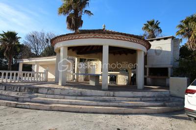 Villa - 189 m² - 8 pièces