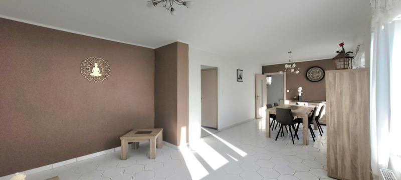 Maison - 104 m² - 5 pièces