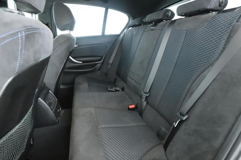 Bmw Série 1 118i Edition m Sport Shadow Bva8 5p 136 ch